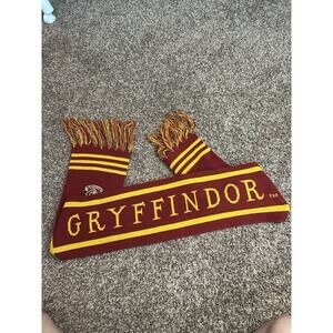 Wizarding‎ World Of Harry Potter Universal Orlando Gryffindor House Knit Scarf